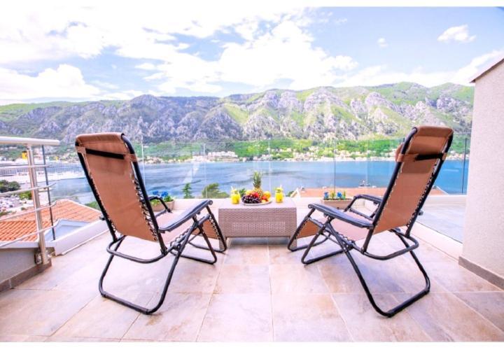 De Lux Apartments Sirena Kotor Luaran gambar