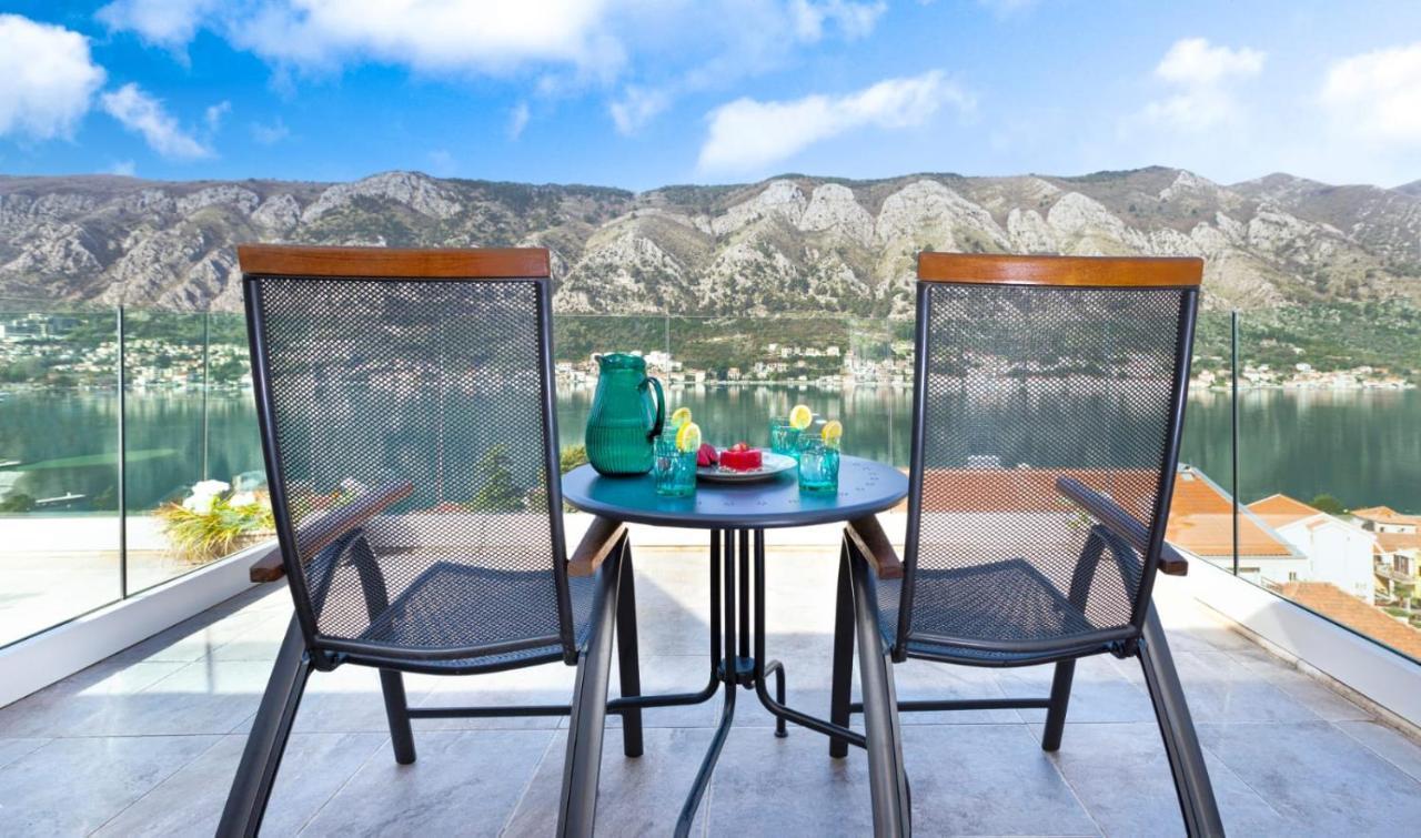 De Lux Apartments Sirena Kotor Luaran gambar