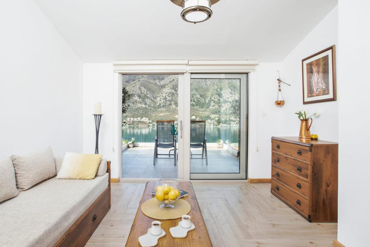 De Lux Apartments Sirena Kotor Luaran gambar