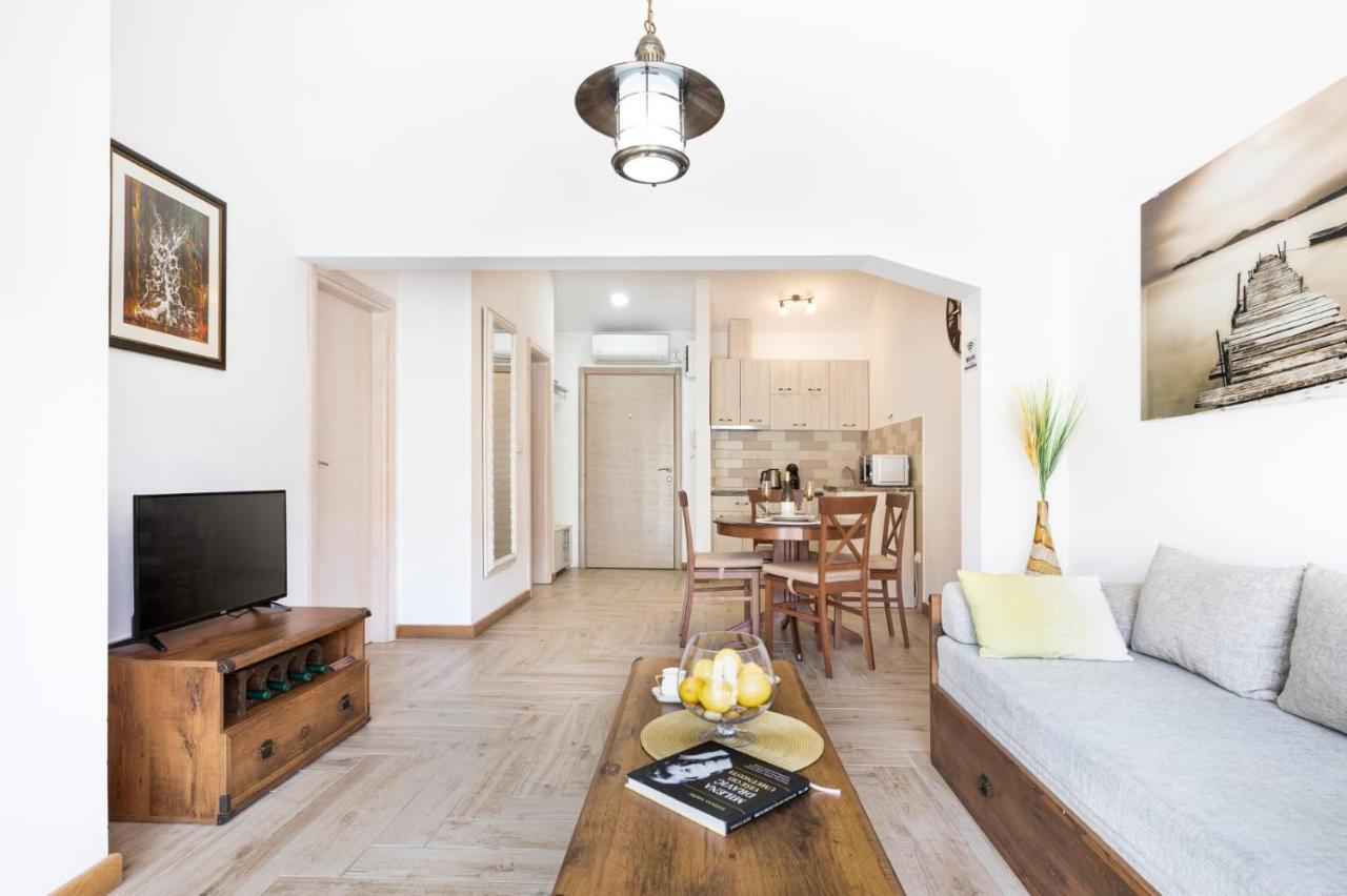 De Lux Apartments Sirena Kotor Luaran gambar