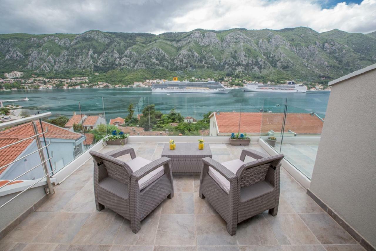 De Lux Apartments Sirena Kotor Luaran gambar